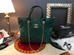 Gorgeous Green Handbag 1